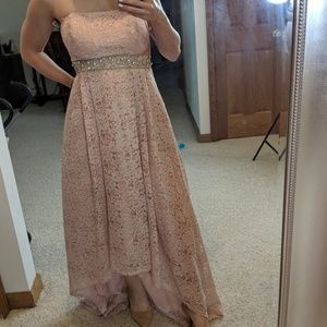 STUNNING blush pink formal gown😍😭